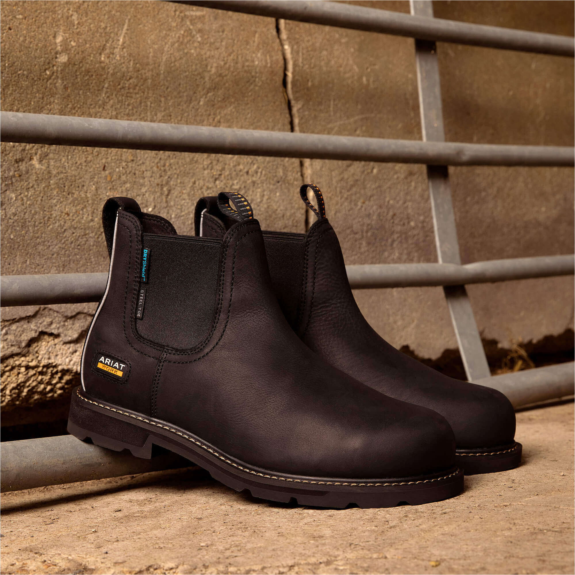 2026 Ariat Mens Groundbreaker Chelsea Waterproof Steel Toe Work Boot 10050822 - Black